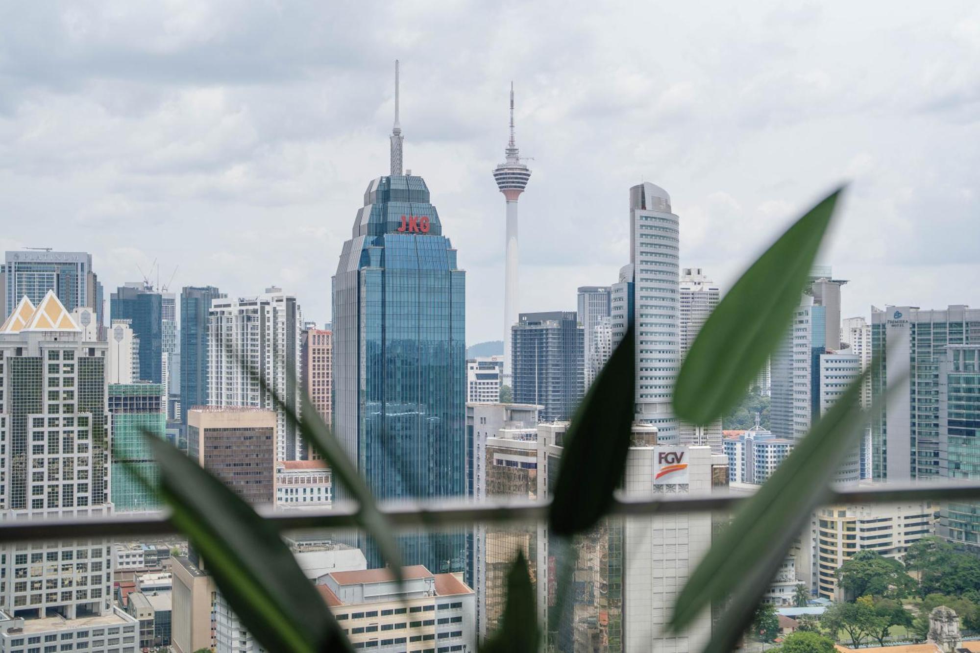 Suites & Residences @ Regalia By Plc Kuala Lumpur Ngoại thất bức ảnh
