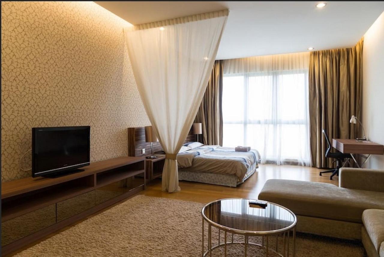 Suites & Residences @ Regalia By Plc Kuala Lumpur Ngoại thất bức ảnh